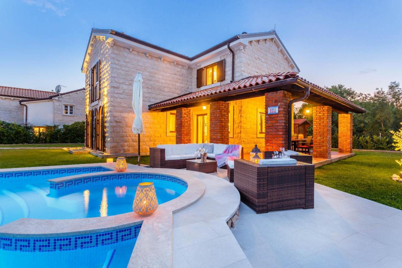 Villa Kamenica Kras ภายนอก รูปภาพ